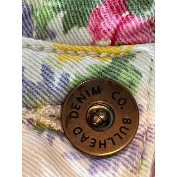 Bullhead Co. Vintage Rose Garden Mom Short size 9 - Picture 7 of 7